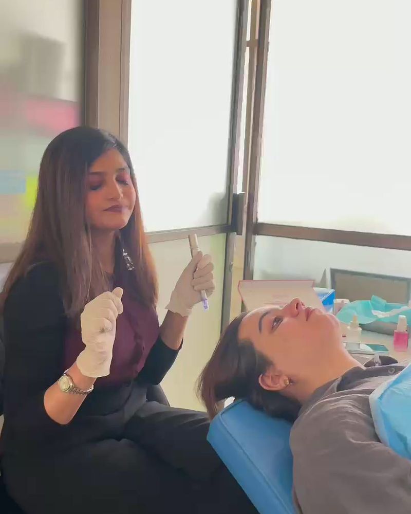 Mehak Ishtiaq during a live demonstration